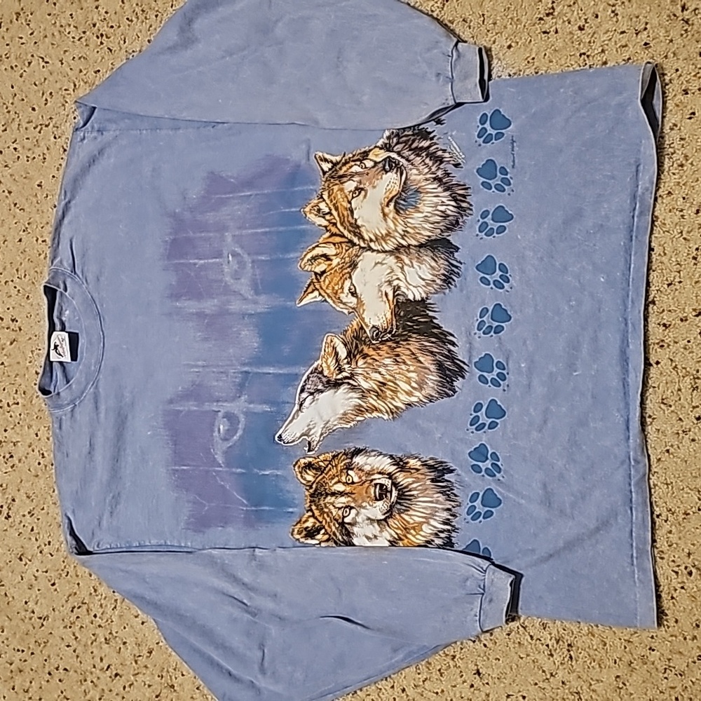 Vintage Long sleeve Wolf Shirt